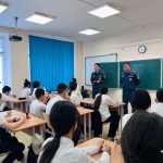 МЧС Калмыкии проводит уроки пожарной безопасности в школах
