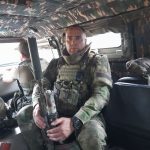 Военнослужащий из Калмыкии помог отремонтировать автомобиль с гуманитарным грузом