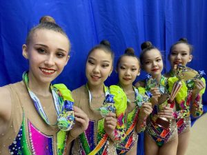 Калмыцкие гимнастки готовятся «взять» Россию