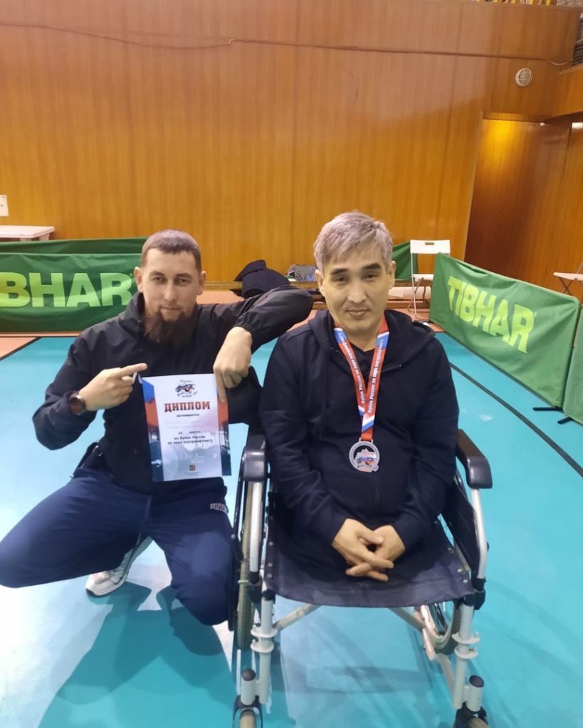 Спортсмен из Калмыкии стал серебряным призером кубка России по парапауэрлифтингу