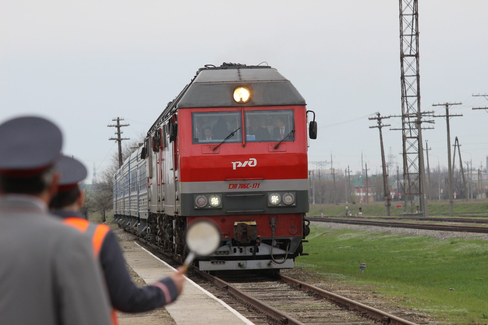 Тур элиста москва. Москва ростов элиста. Пассажирские перевозки элиста волгоград. Поезд ростов элиста. Москва ростов элиста.