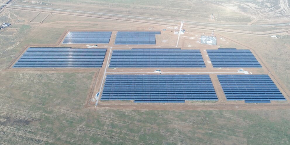 Солнечная электростанция янгискаин. Яшкульская солнечная электростанция в калмыкии. Солнечная электростанция размещение. Солнечная электростанция на 1 мвт. Фбу даби солнечные батареи.