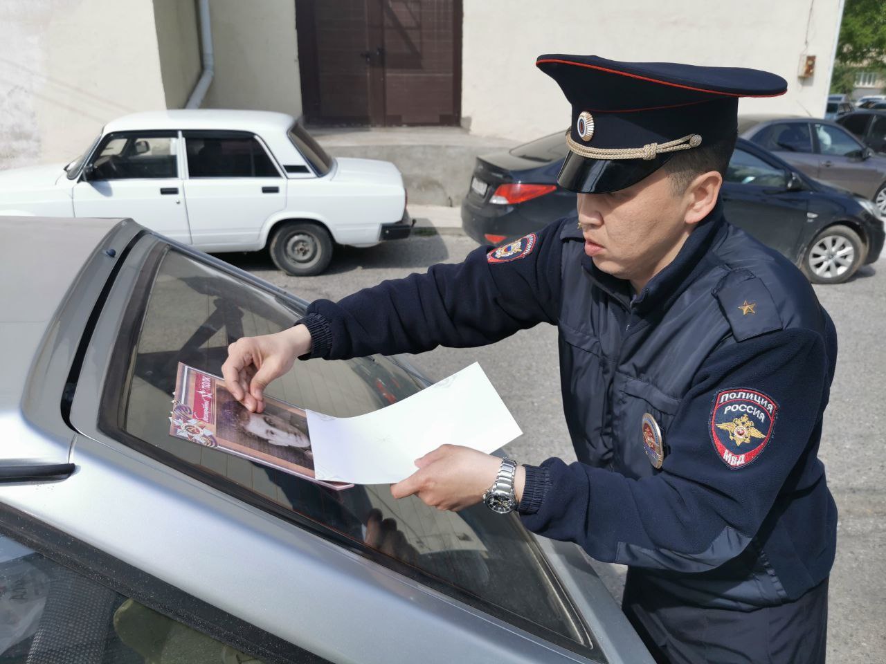 Полицейские Калмыкии присоединились к акции «Бессмертный полк» | 04.05.2023  | Новости Элисты - БезФормата