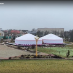 В Центральном хуруле Калмыкии установили кибитки 
