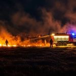 Элистинские огнеборцы потушили возгорание степи