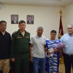 Родным участника СВО из Калмыкии передали орден Мужества