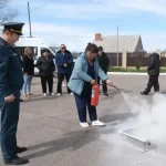 Сотрудникам соцучреждения Калмыкии рассказали о пожарной безопасности