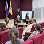 Родителям школьников Элисты рассказали о правилах безопасности на дороге