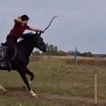 Лучник из Калмыкии вошел в десятку лучших чемпионата Азии по конной стрельбе