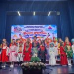 В Элисте прошел фестиваль детского творчества «Венок дружбы — созвучие культур»