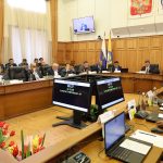 Парламентарии Калмыкии заслушали доклад о защите прав детей