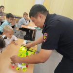 Школьникам Калмыкии рассказали о правилах поведения на дороге