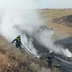 В пригороде Элисты горела сухая трава
