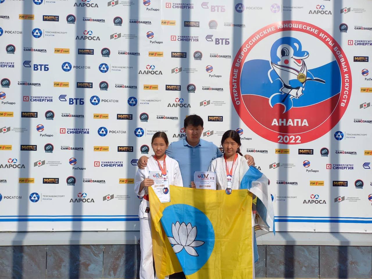 Спорт калмыкии. Калмыки спортсмены. Знаменитые калмыцкие спортсмены. Будущее калмыцкого спорта. Молодые исполнители Калмыкии.