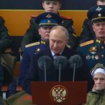 Владимир Путин выступил на приветственной речью на Параде Победы