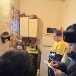 Спасатели Калмыкии продолжают проводить рейды в дома жителей