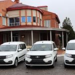 Районным судам Калмыкии передали автомобили