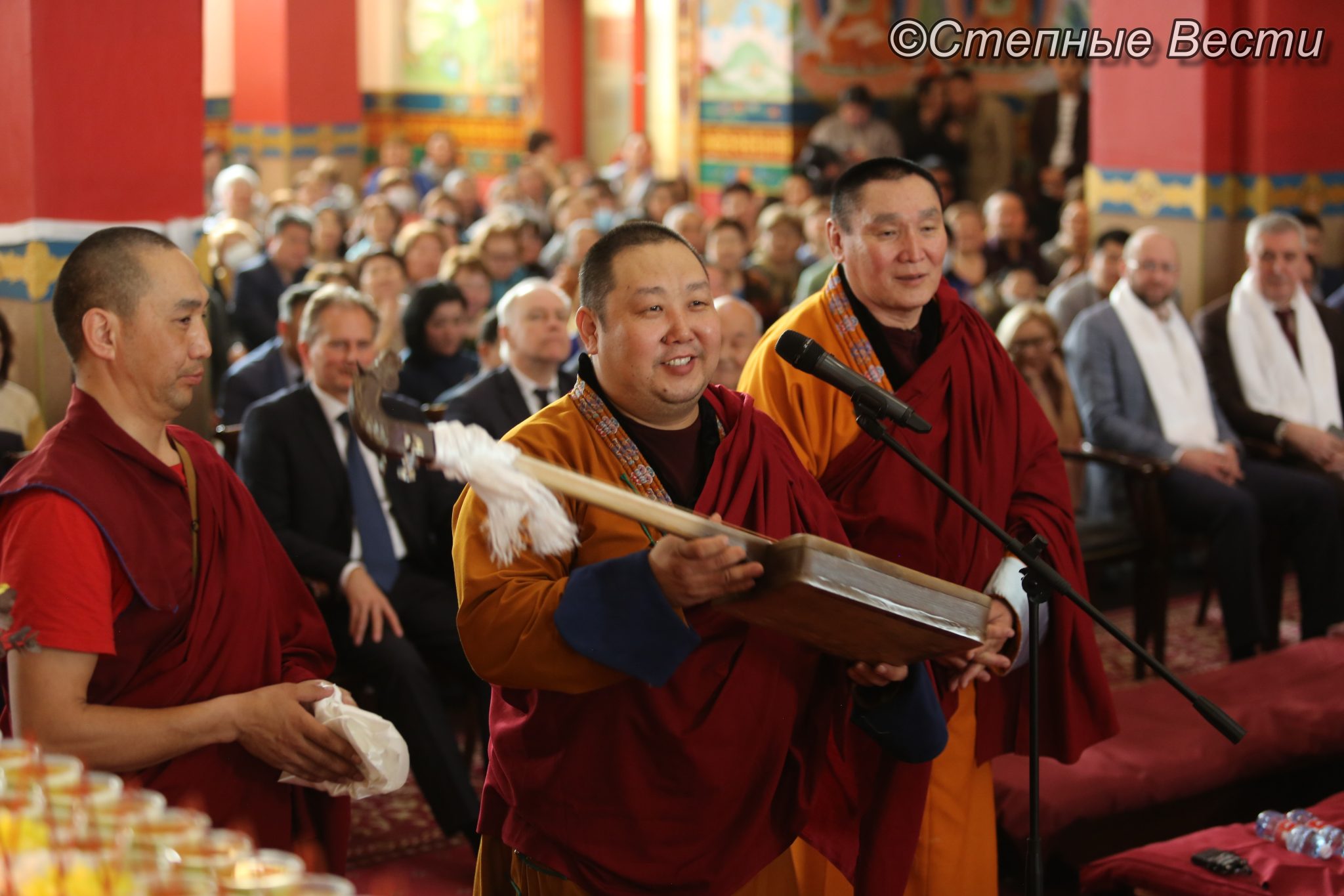 Буддийский храм в калмыкии