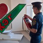 Сотрудники МЧС проверяют готовность объектов к выборам в Госдуму