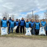 В столице Калмыкии очистили берег реки Элистинка от зимнего мусора