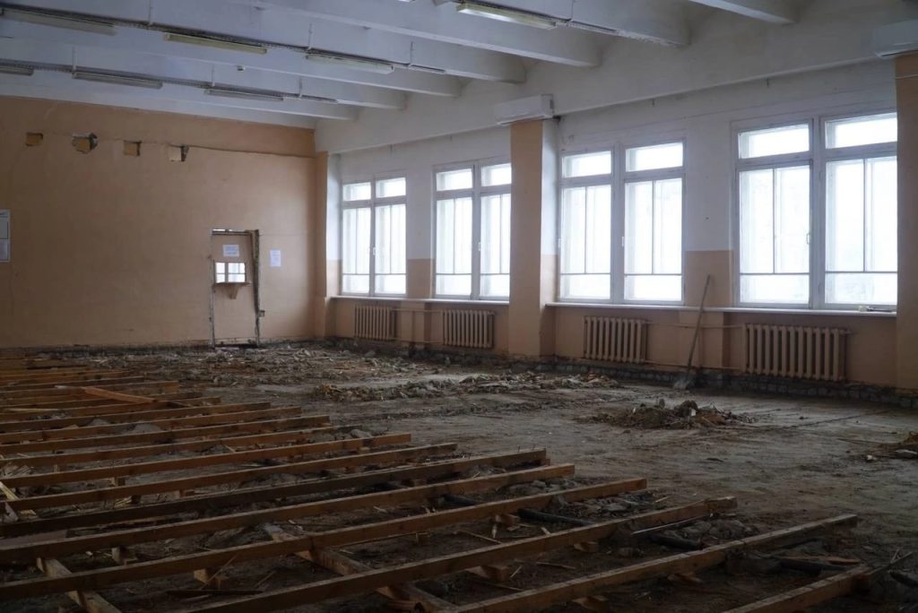 «Единая Россия» проконтролирует ремонт школ в Калмыкии