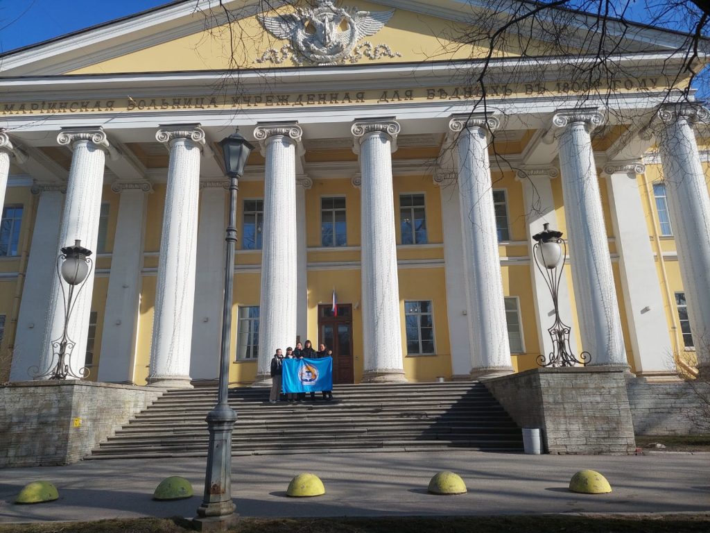 Студенты-медики из Калмыкии начали стажировку в Санкт-Петербурге